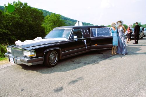 Photo de Location de Limousines avec chauffeurs, Véritable Taxi Anglais collection, mise a disposition de van ou minibus  avec chauffeurs pour navette