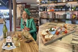 Photo de La Cave du Canal