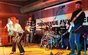 Photo de H on th Rocks