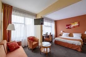Photo de Hôtel Le Grand Monarque