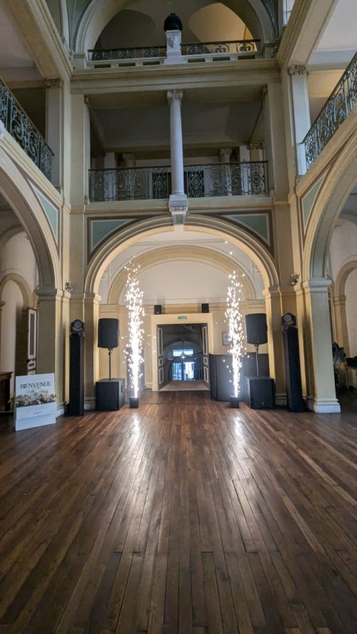 Photo de Cobra Sonorisation - Location matériel et prestation DJ