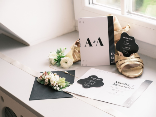 Photo de La fille au Noeud Rouge