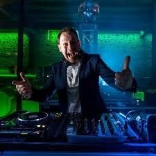 Photo de Sébastien Cérésuéla DJ Animateur