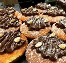 Photo de Les Pieds Sous La Table